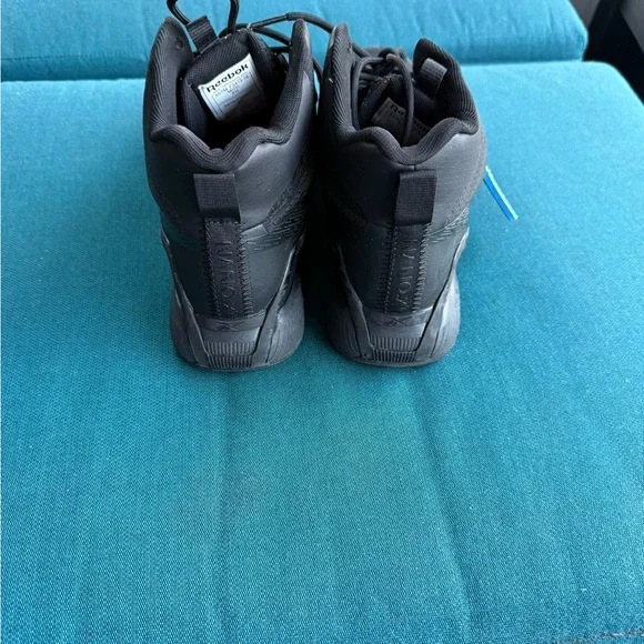 Reebok Men's black Athletic Shoes